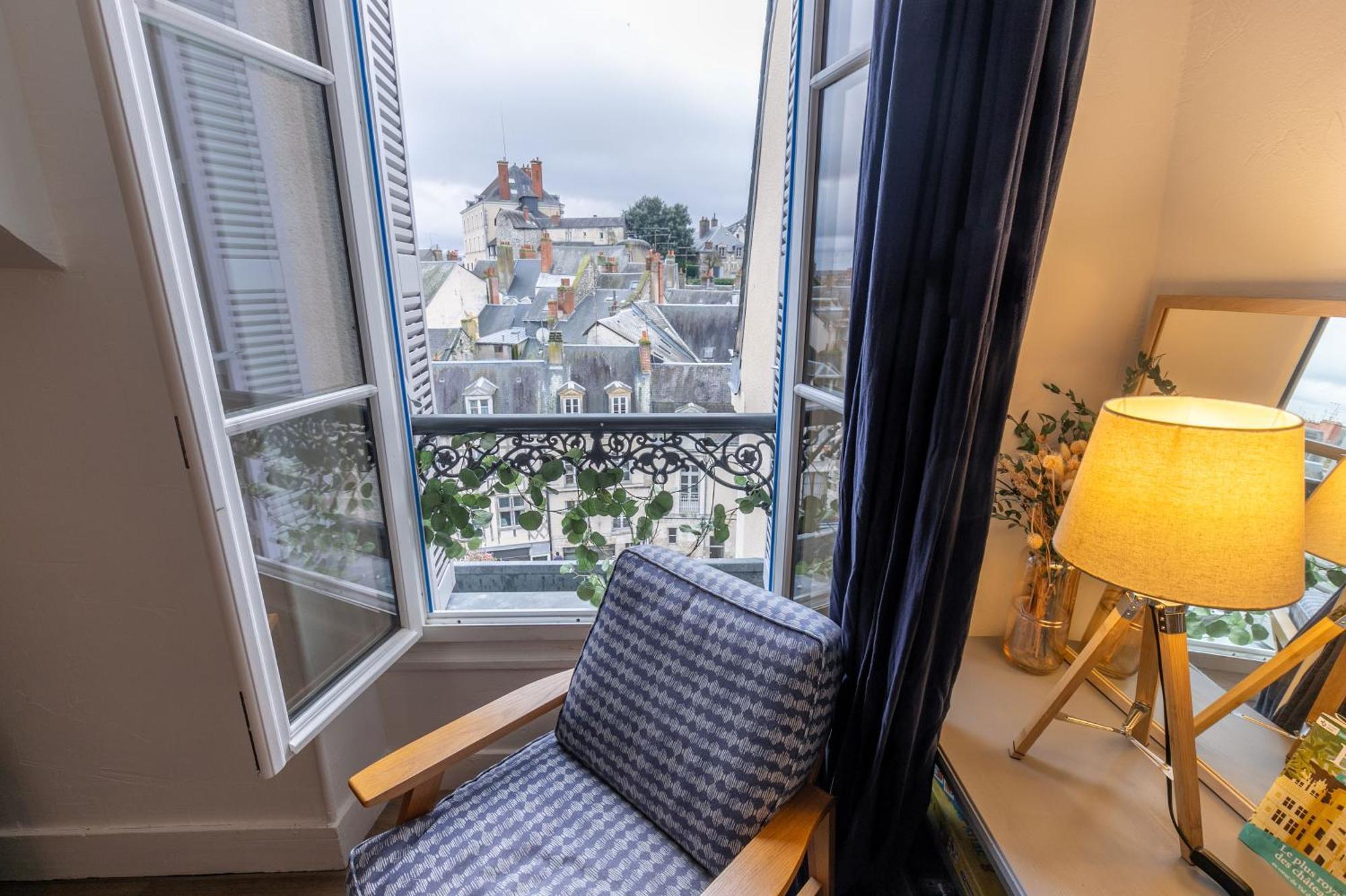 ☆ Sur Les Toits De Blois ☆ T2 Avec Vue Chateau Exterior photo